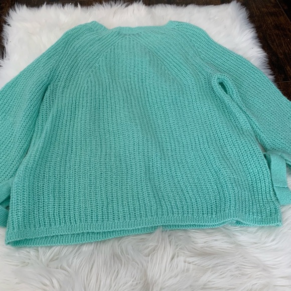 Turquoise Bell Sleeve Sweater NWOT - Picture 7 of 7